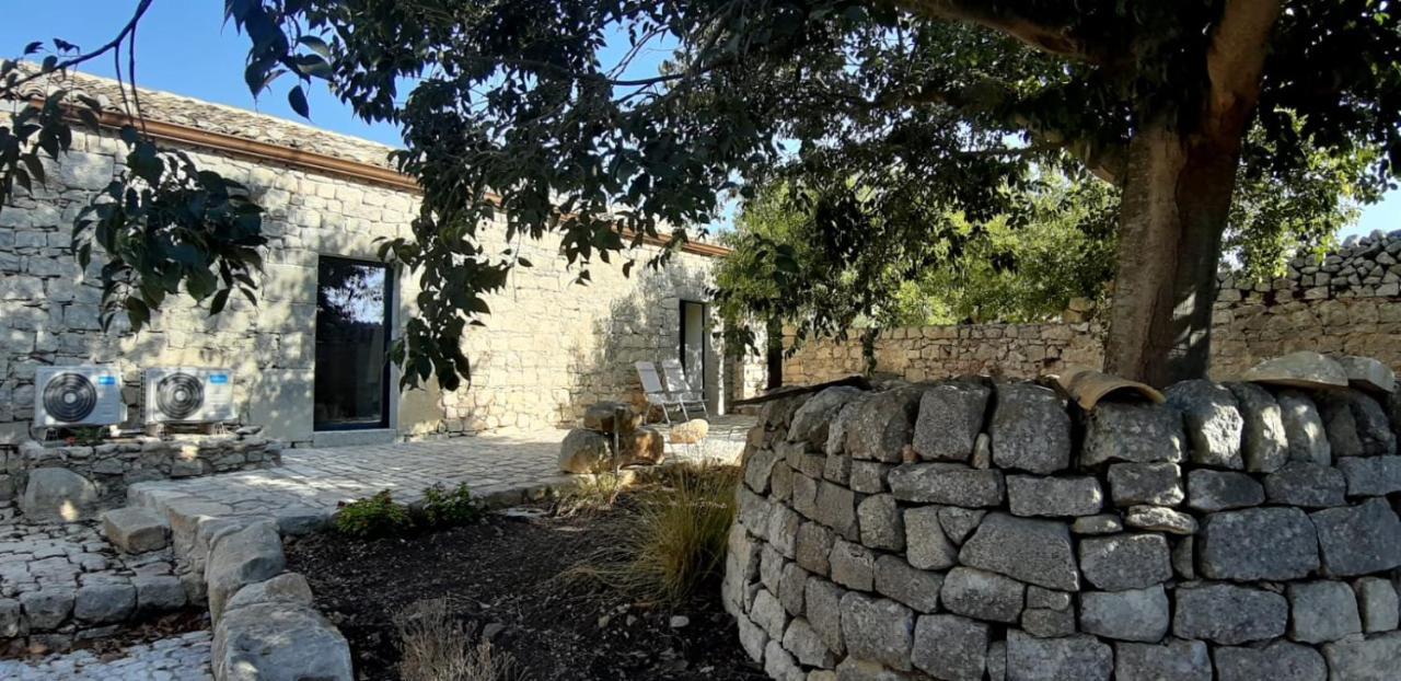 Agriturismo Fondo Paliemmu モーディカ エクステリア 写真