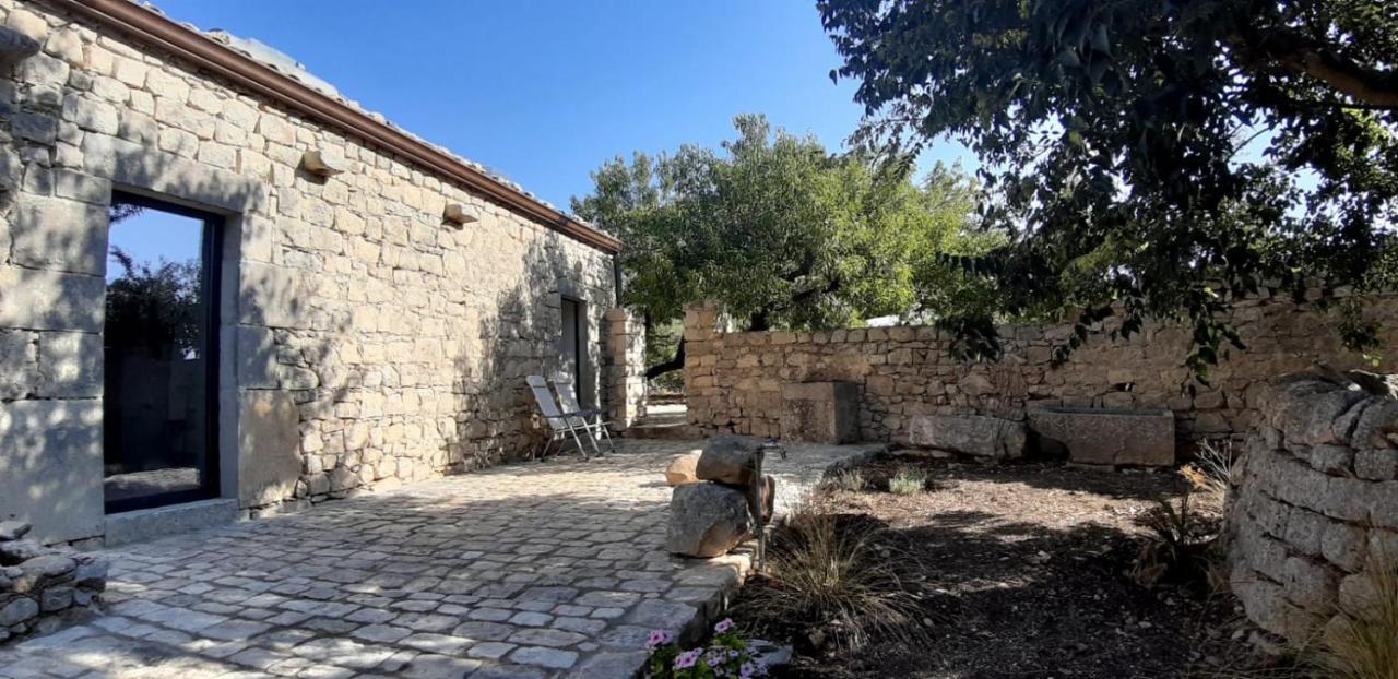Agriturismo Fondo Paliemmu モーディカ エクステリア 写真