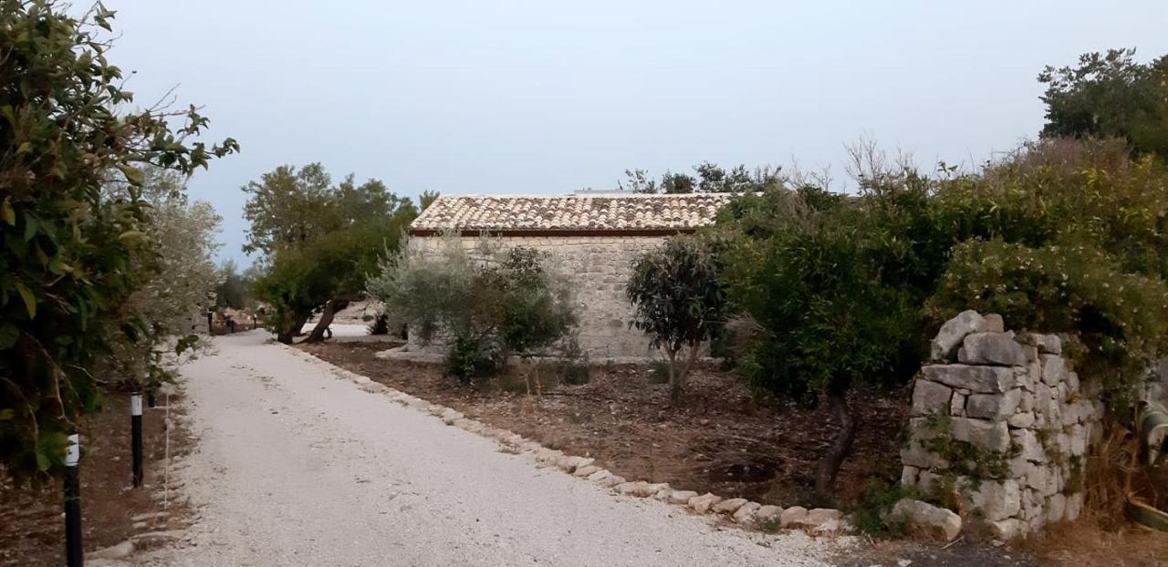 Agriturismo Fondo Paliemmu モーディカ エクステリア 写真