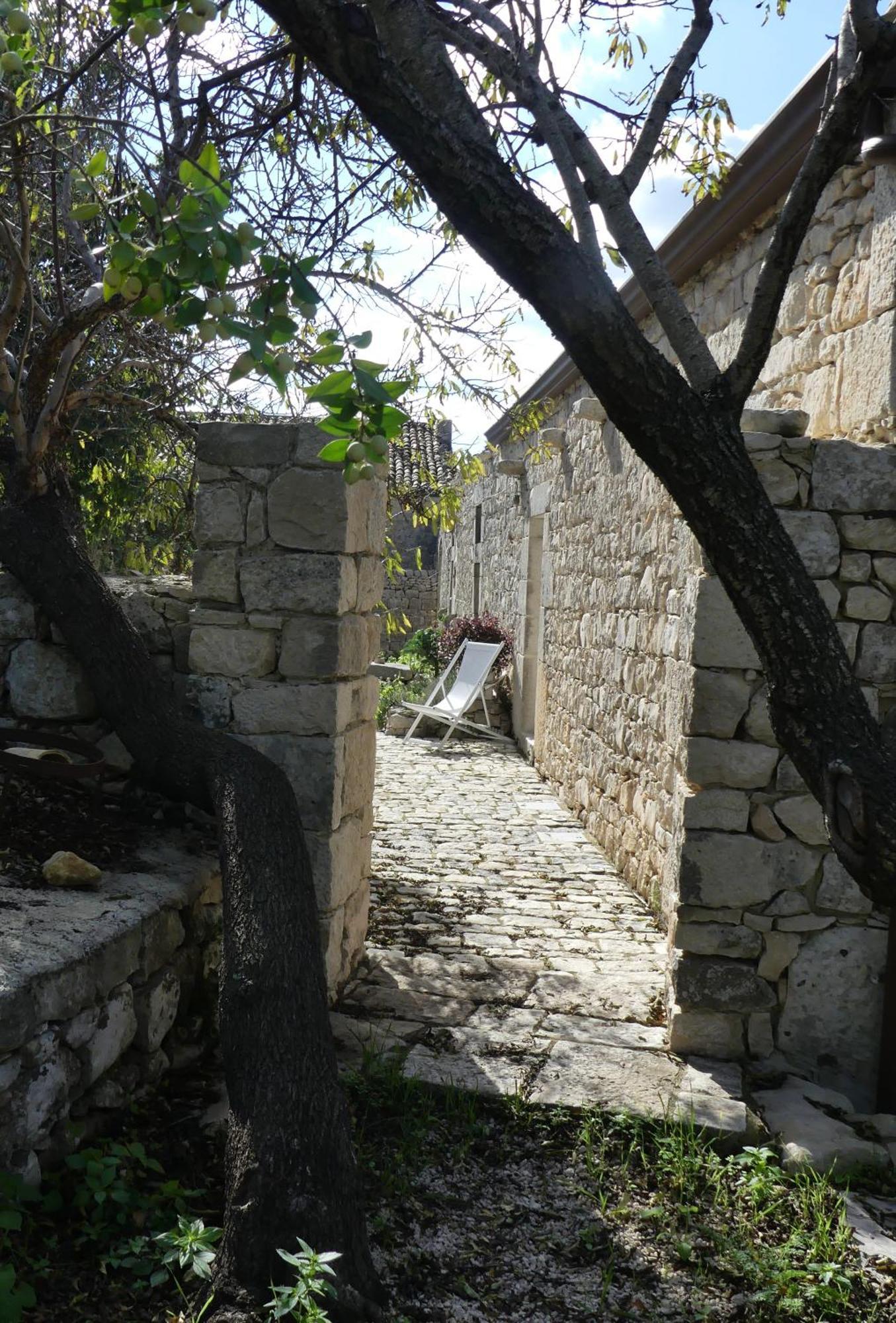 Agriturismo Fondo Paliemmu モーディカ エクステリア 写真