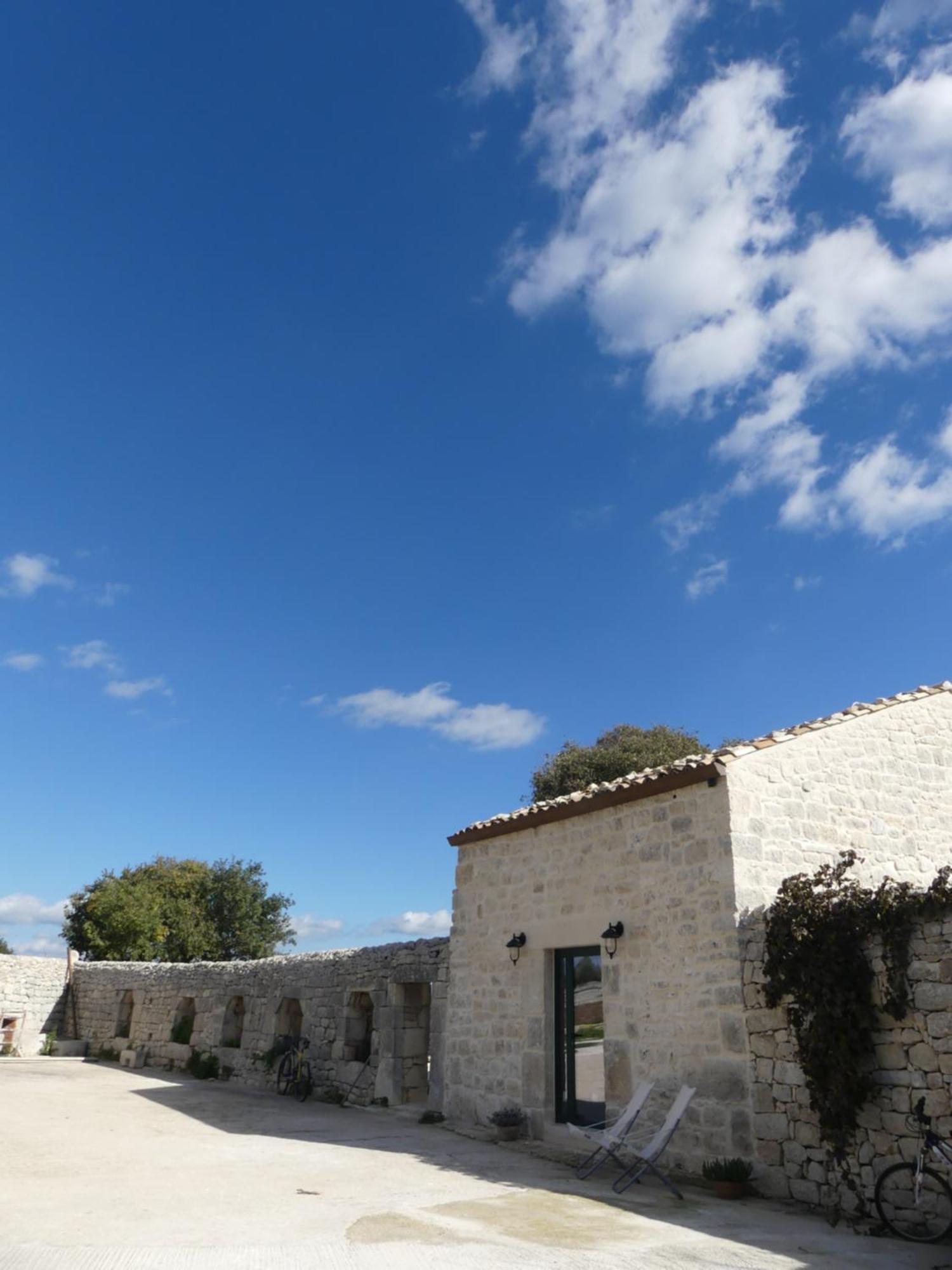 Agriturismo Fondo Paliemmu モーディカ エクステリア 写真